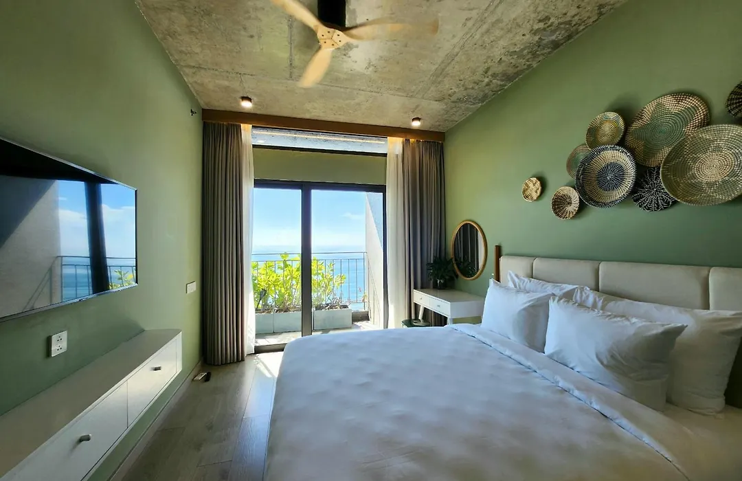 Leaf Beachfront Hotel Da Nang-1
